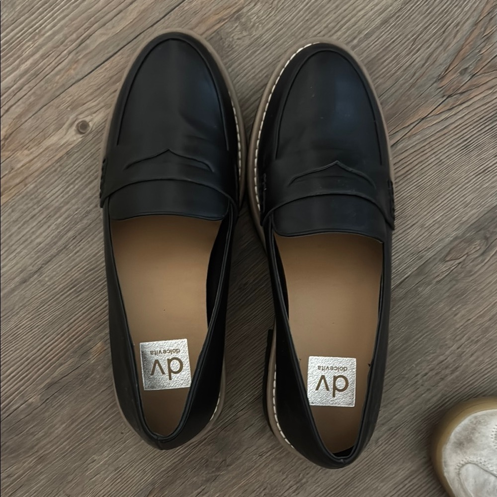 DV by Dolce Vita Black Leather Loafers Slip-On
